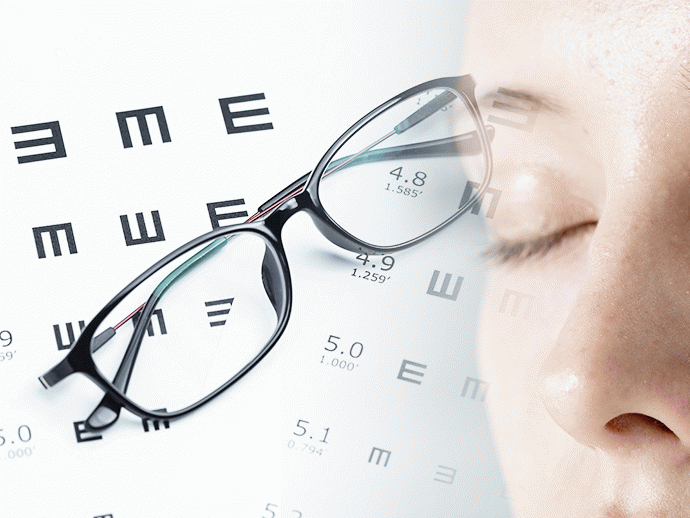 건강칼럼 처진 눈꺼풀로 졸려 보이는 눈<BR>시력과 눈건강에도 영향을 미치는 안검하수
