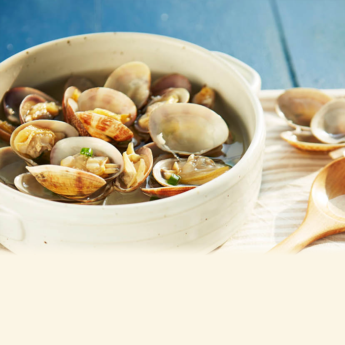 미(味) [hy 대동맛지도]<BR>겨울철 몸을 녹여주는<BR>따뜻한 국물 속에 빠진 ‘바지락’ 